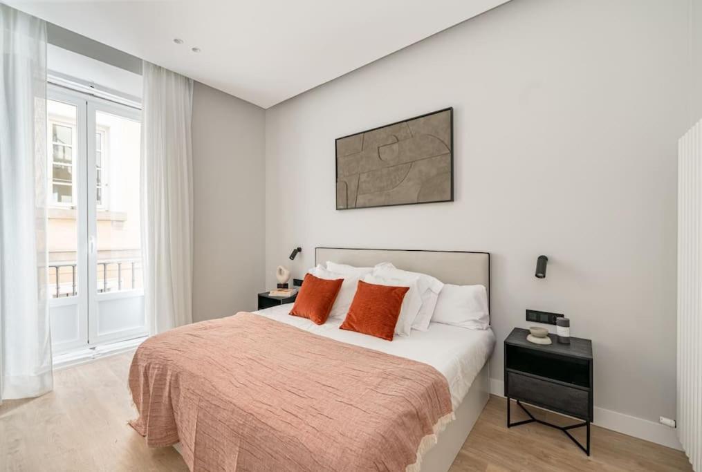 Centro XIII Calle De La Paz 2Br 2Bh Madrid Luaran gambar